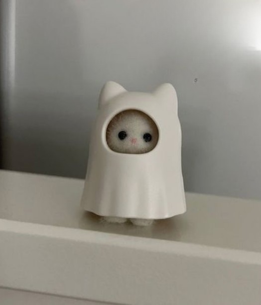 chichi Coin: MEME Coin Revolution - The Legendary Memeable Ghost Cat